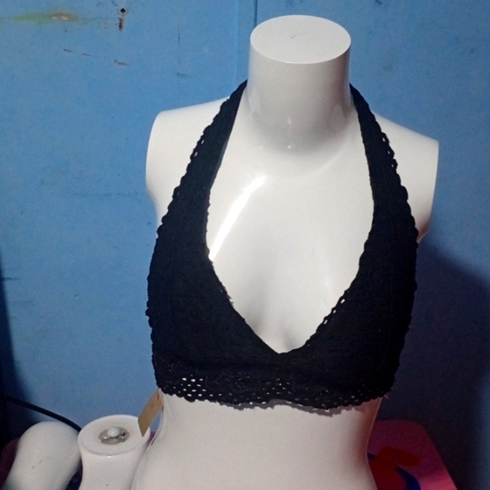 Aeropostale black top with straps around neck